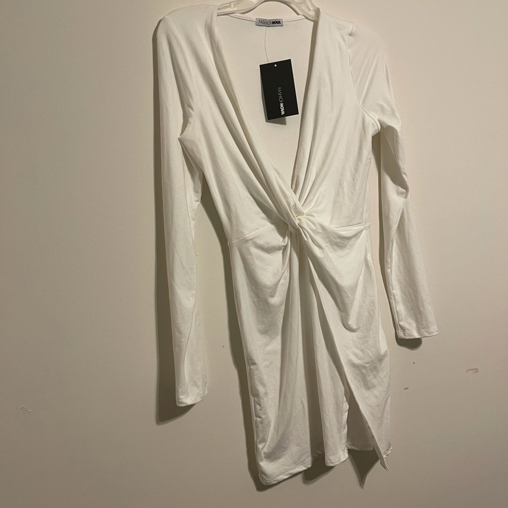 Dress - Picture 3 of 6